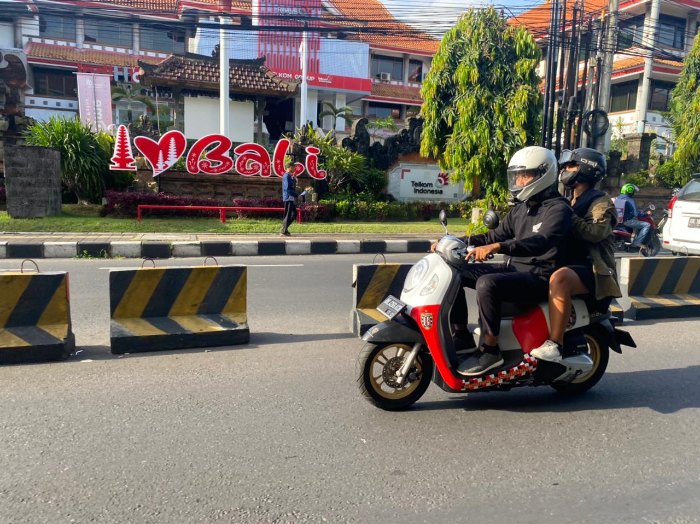 Gaya Asik Bersama Honda Scoopy Di Amazing Race