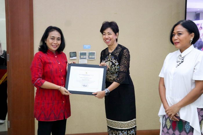 Angkat Isu Pemberdayaan Perempuan di Forum G20 Presidensi Indonesia, Menteri PPPA Beri Penghargaan ke Stakeholder G20 EMPOWER