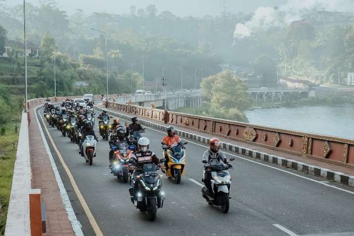 Menjaga “Engagement” Dengan Komunitas Honda Melalui Bikers Adventure Camp