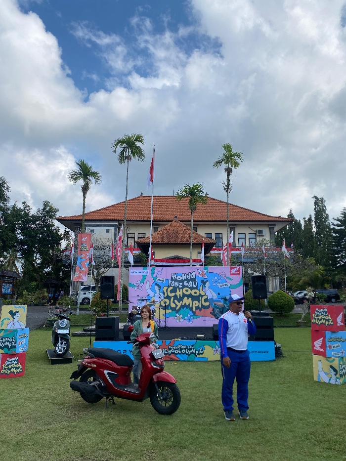 Astra Motor Bali Tanamkan Budaya Tertib Berkendara di SMAN 2 Amlapura 
