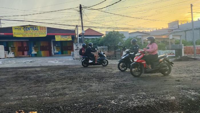 Astra Motor Bali Bagikan ‘Jurus Cari Aman’ Saat Melintasi Jalan Berbatu