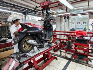 Sambut Hari Kartini, AMB Hadirkan Paket Service CVT Hemat untuk Konsumen Wanita