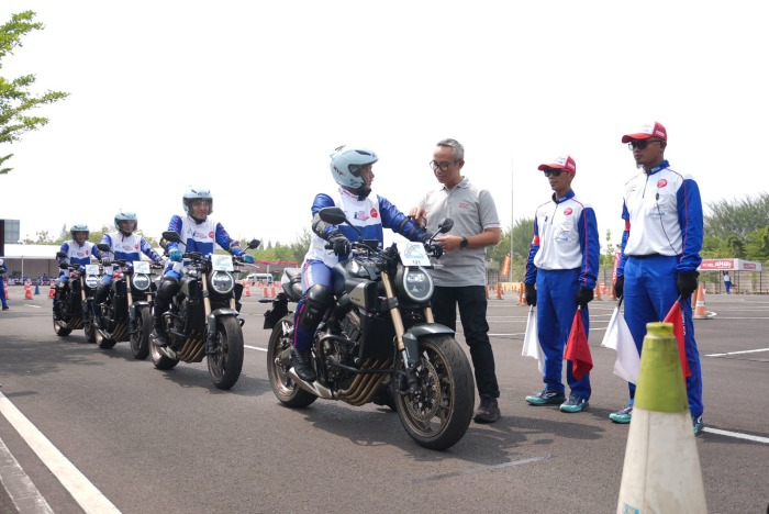 AHM Kalibrasi Kompetensi Instruktur Safety Riding Terbaik se-Indonesia