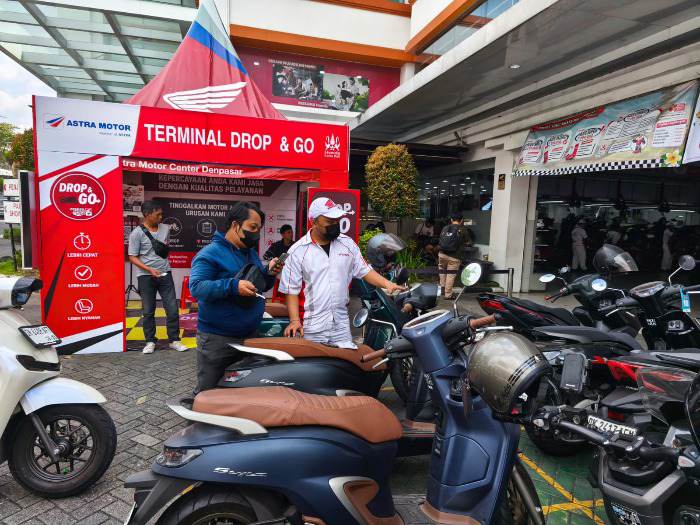 Permudah Perawatan Sepeda Motor Honda, Astra Motor Center Denpasar Hadirkan Layanan Inovatif “Drop & Go”