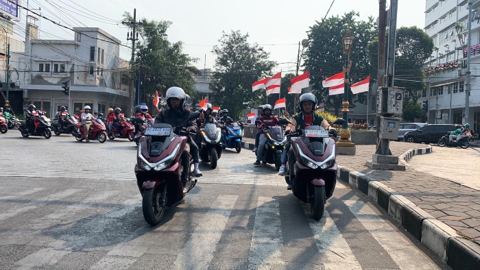 (Foto/ist) Melalui Convoy Merdeka 2026, komunitas Honda menjadikan momentum kemerdekaan sebagai ruang untuk mempererat hubungan, mengenang nilai-nilai perjuangan, mengeksplorasi kekayaan daerah, sekaligus menumbuhkan nilai-nilai positif lintas generasi.