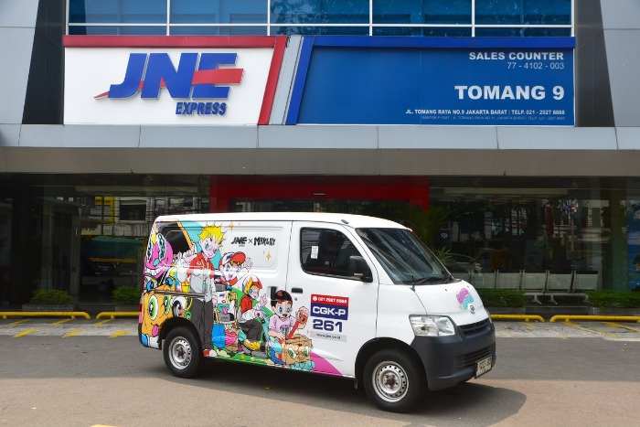 JNE Hadirkan Kolaborasi Eksklusif dengan Semangat Kreatif “Melesat Hebat”